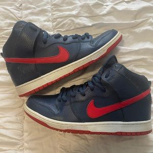 Nike men’s sneakers